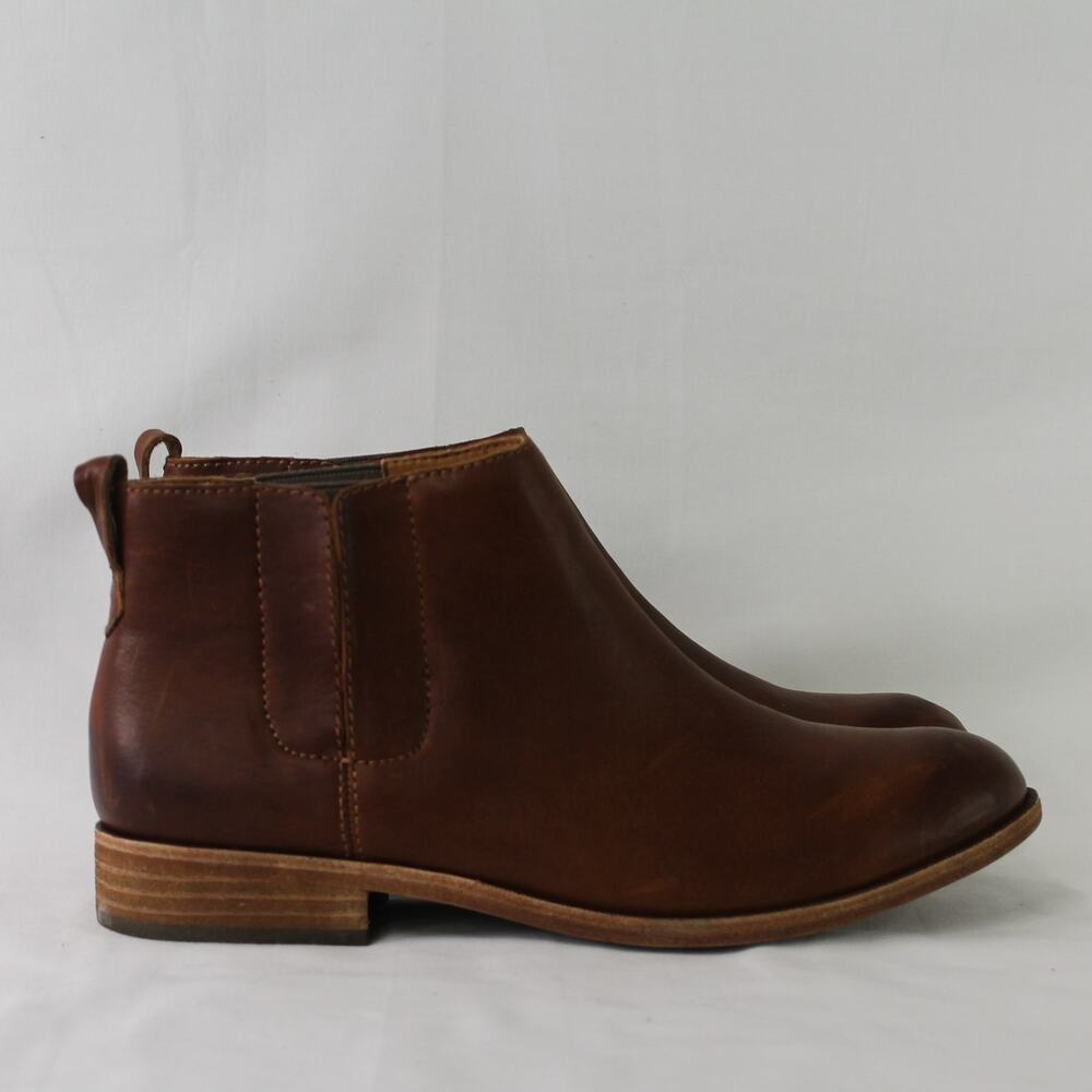 Gently used Kork-Ease Velma Ankle Boots Size 11 - Picture 2 of 9
